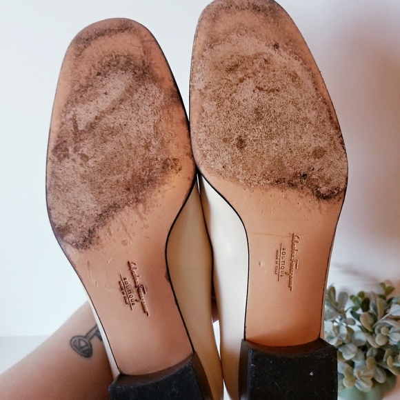 Salvatore Ferragamo Cream and Black Heels - Picture 8 of 8